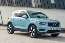 Neil Lyndon drives the Volvo XC40 30