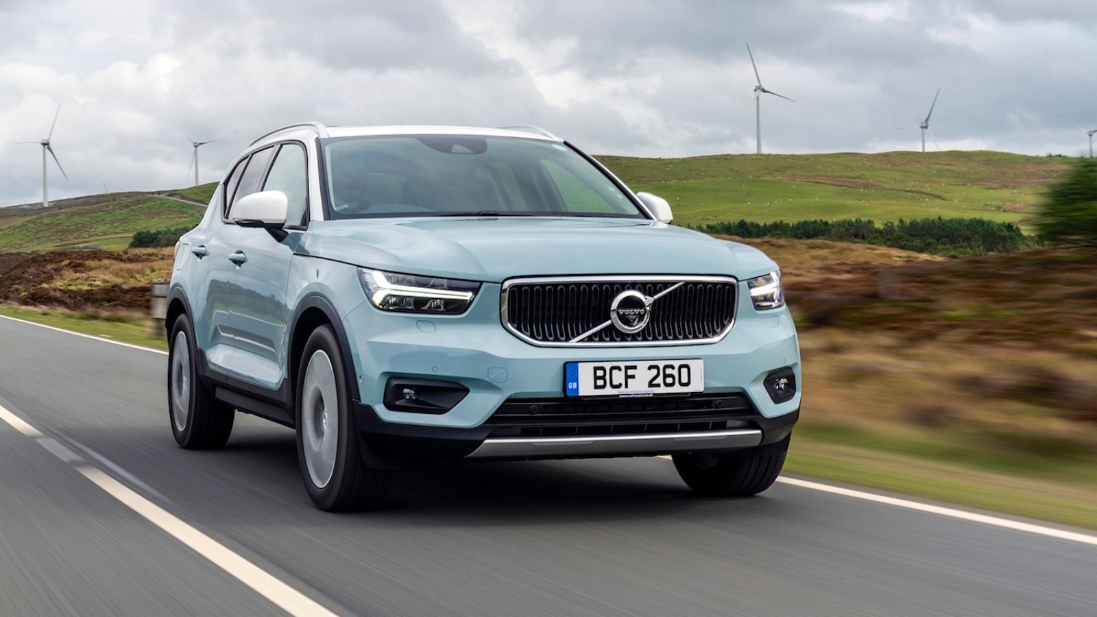 Neil Lyndon drives the Volvo XC40 39