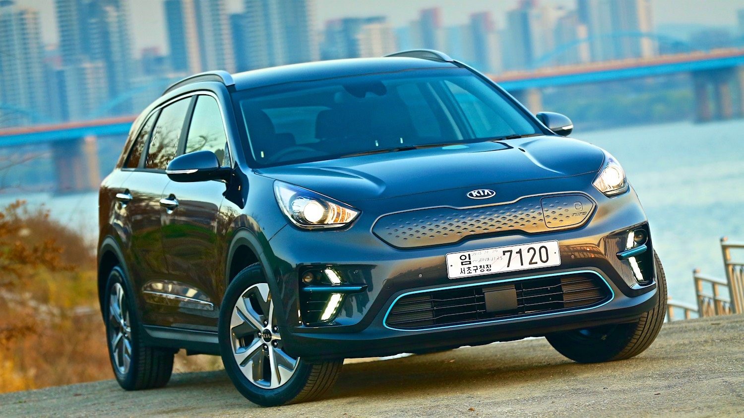 drive co uk review the kia e niro review a new year a new electric car drive co uk review the kia e niro review a new year a new electric car