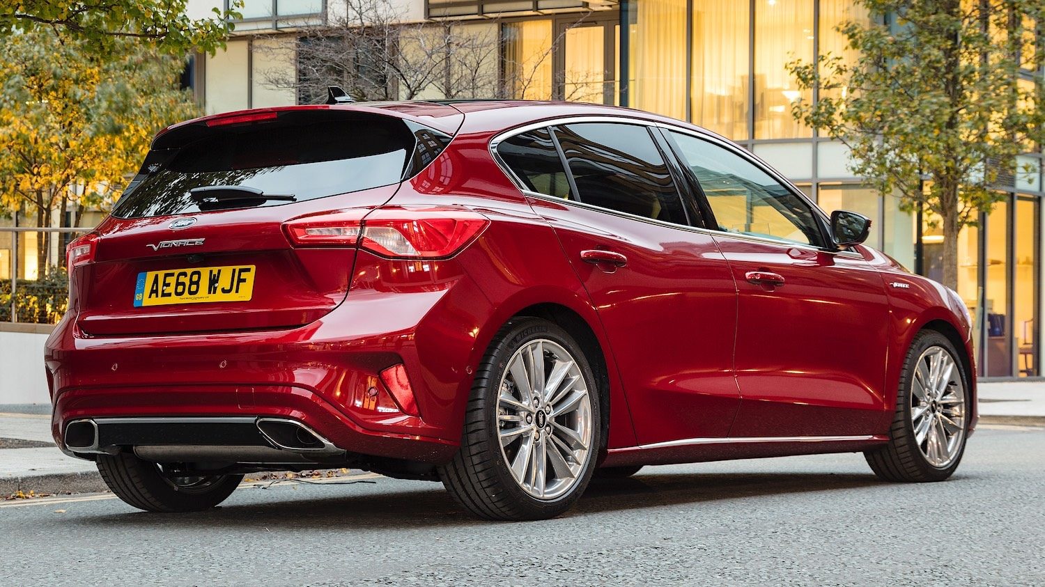 Drive Co Uk Reviewed Ford Focus Vignale Sumptuously Luxurious