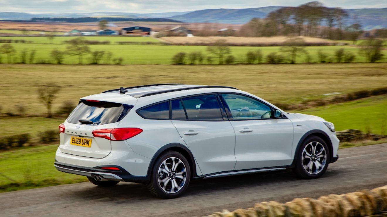 Drive.co.uk Reviewed Ford Focus Active X Estate, a very good family car
