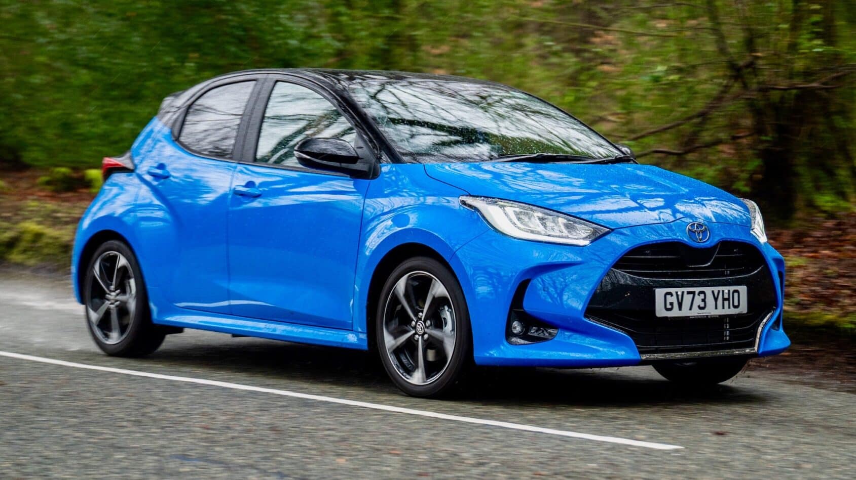 Drive.co.uk | Car Reviews | Toyota Yaris Premiere Edition, a luxury big ...